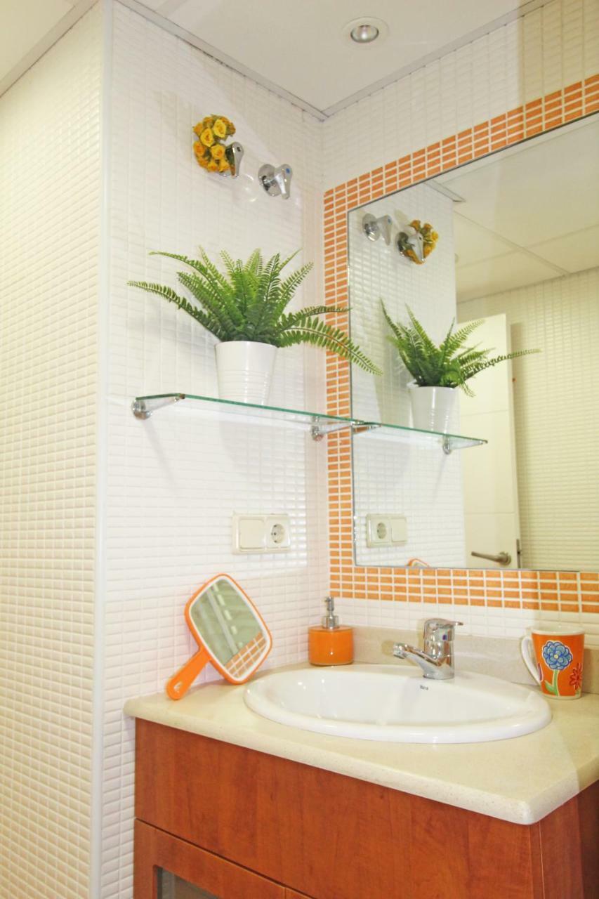 1A Linea Playa San Juan. Vistas. Piscina. Bbq. Gym Apartment El Campello Ngoại thất bức ảnh