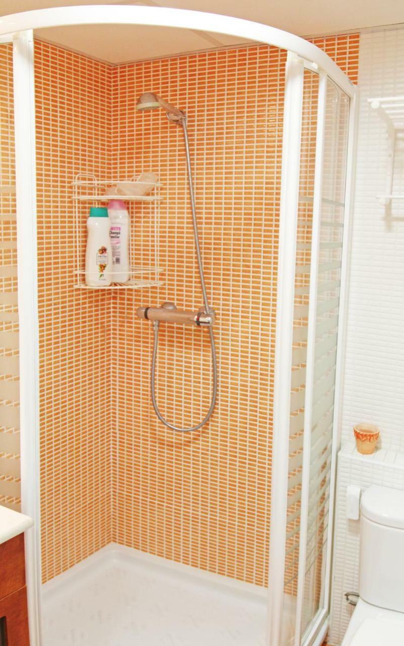 1A Linea Playa San Juan. Vistas. Piscina. Bbq. Gym Apartment El Campello Ngoại thất bức ảnh