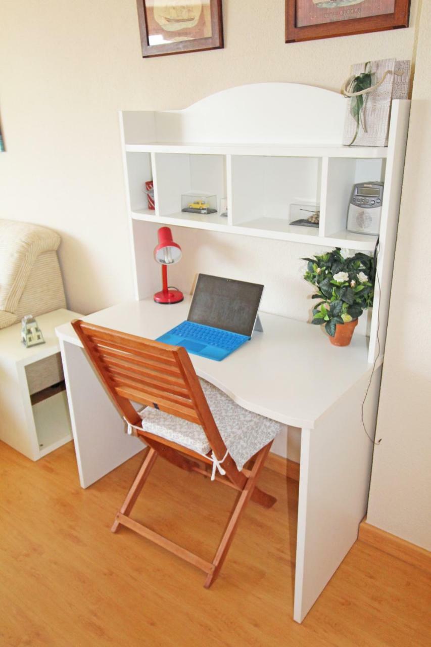 1A Linea Playa San Juan. Vistas. Piscina. Bbq. Gym Apartment El Campello Ngoại thất bức ảnh