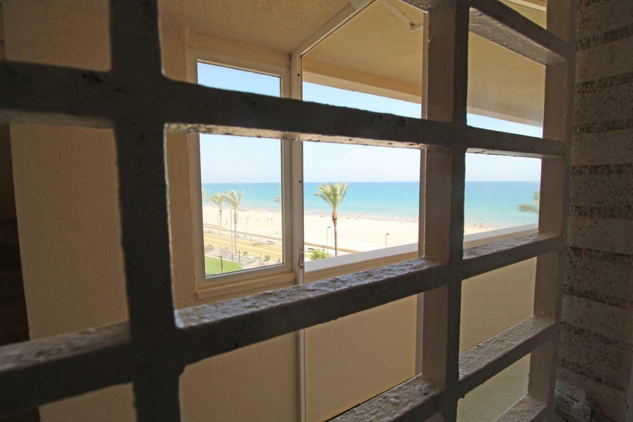 1A Linea Playa San Juan. Vistas. Piscina. Bbq. Gym Apartment El Campello Ngoại thất bức ảnh